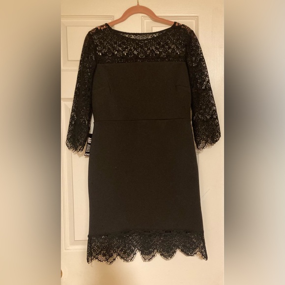 Express black dress with lace details NWT!! RETAIL $79!! - Picture 2 of 10
